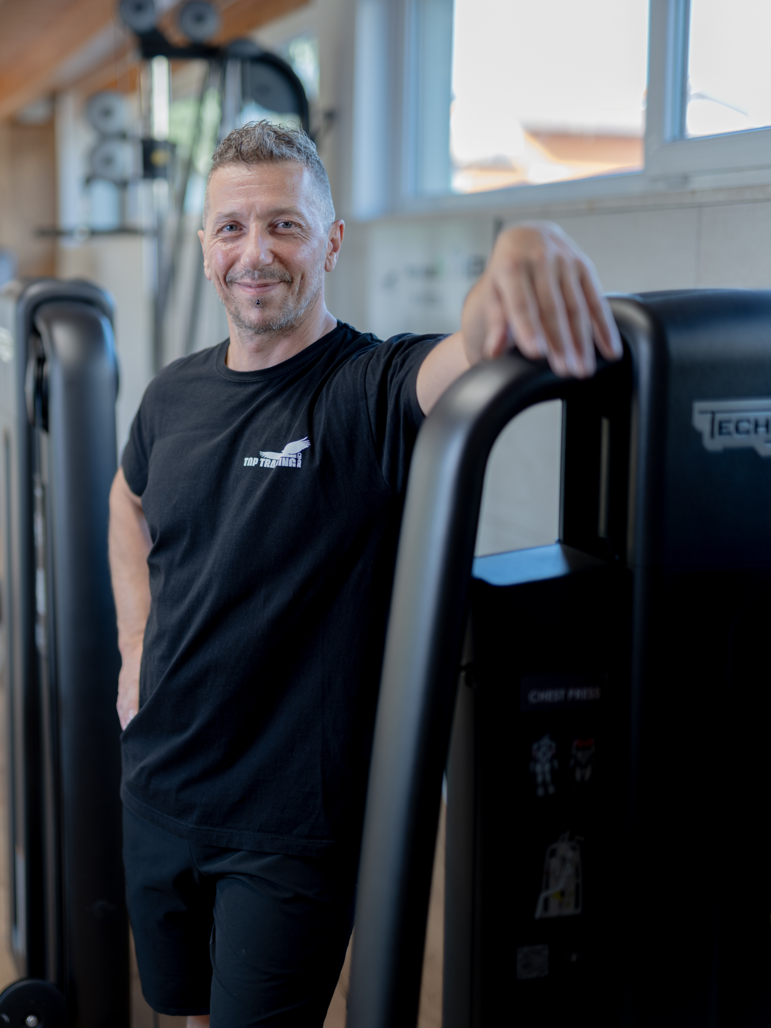 matteo-bertolina-istruttore-presso-la-palestra-top-training-centre-di-sirmione-del-garda